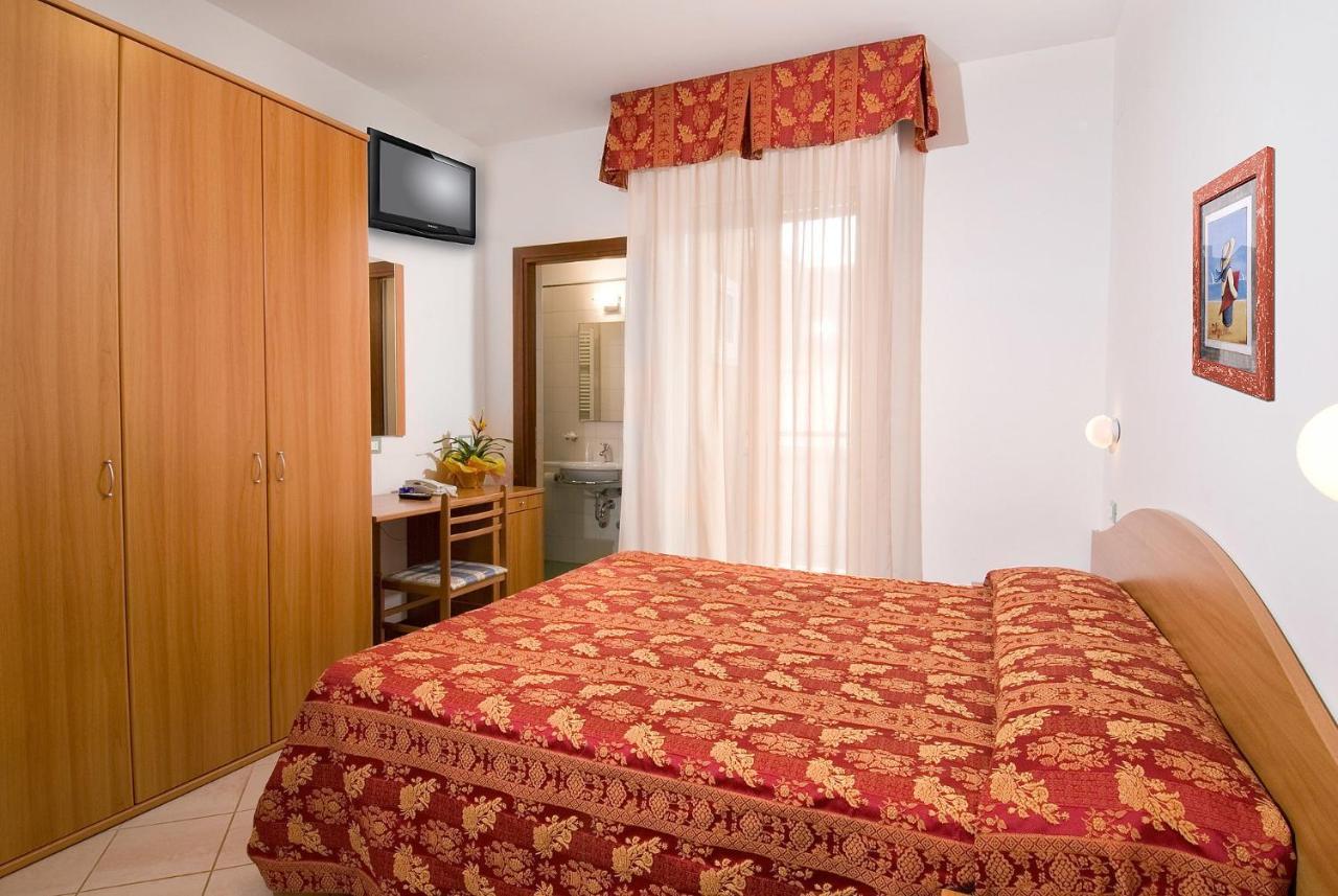Hotel Belvedere Misano Adriatico Quarto foto